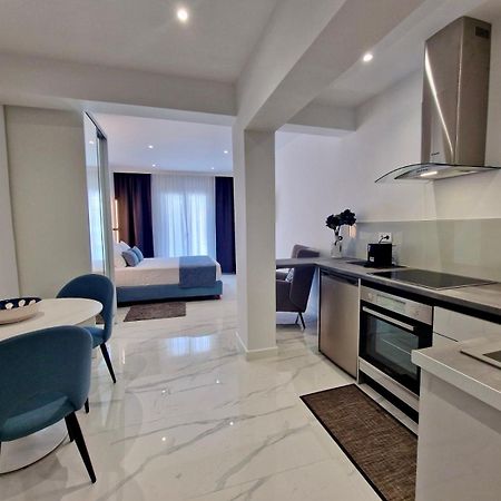 Kassiopi Piazza Suites Ngoại thất bức ảnh