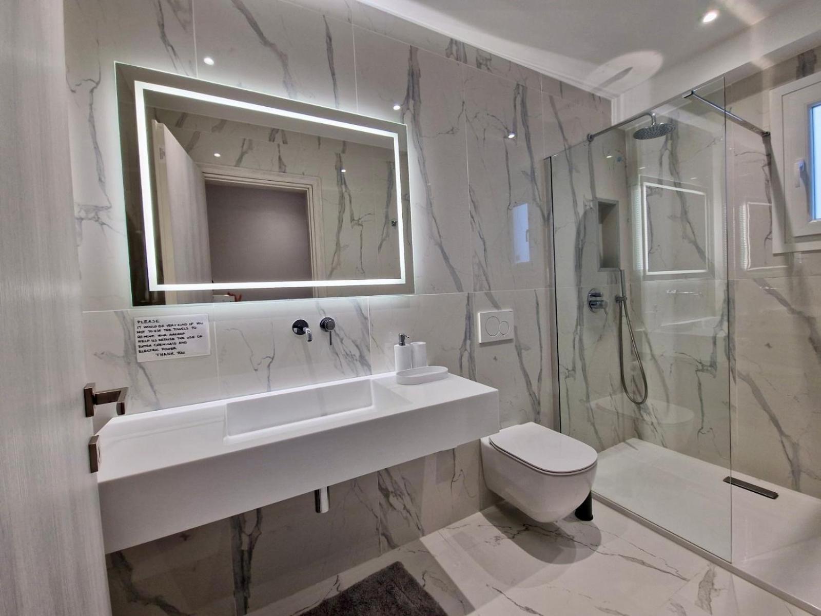 Kassiopi Piazza Suites Ngoại thất bức ảnh